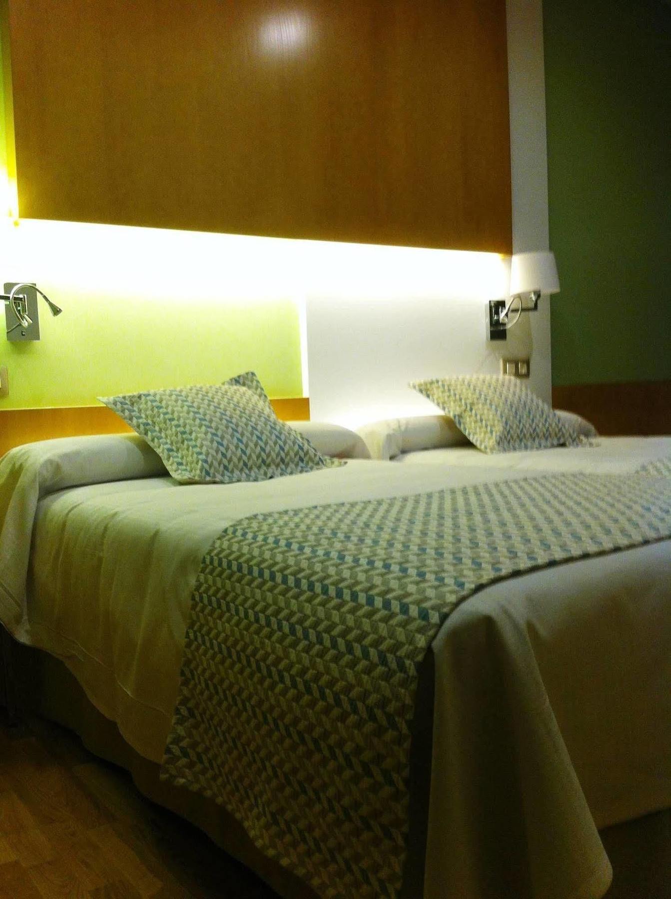My Rooms City Hotel Camino De Santiago Los Tomillares Kültér fotó