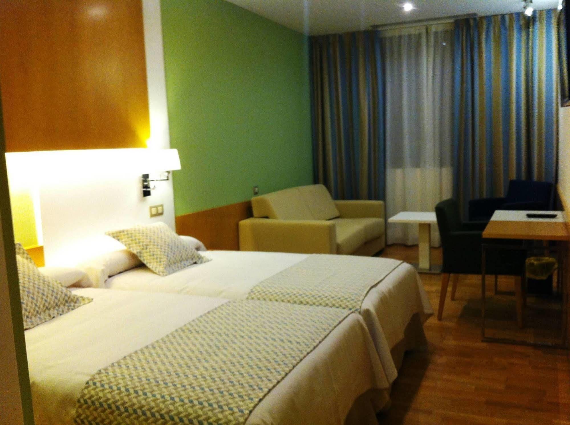 My Rooms City Hotel Camino De Santiago Los Tomillares Kültér fotó